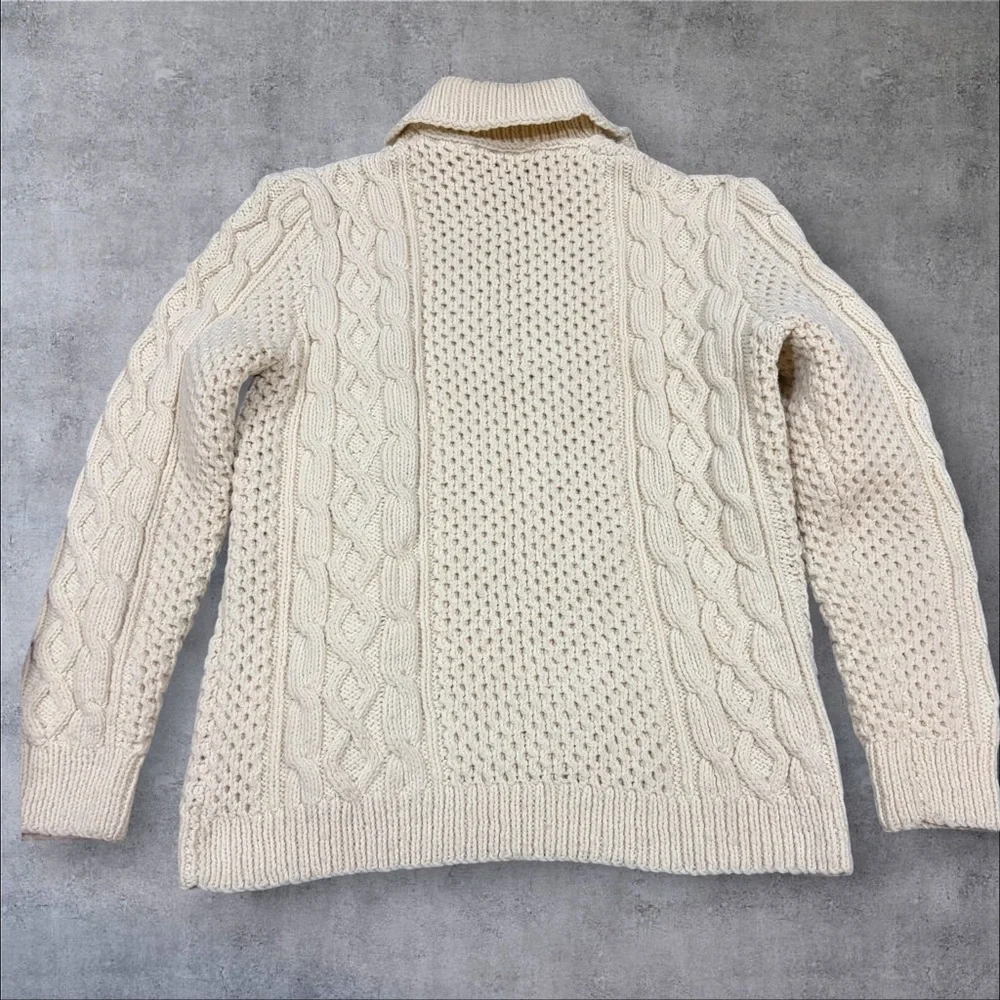 Hand-Knit Aran Fisherman Sweater Men’s Large Cream Wool Blend‎
